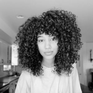 Meet your Posher, Joy